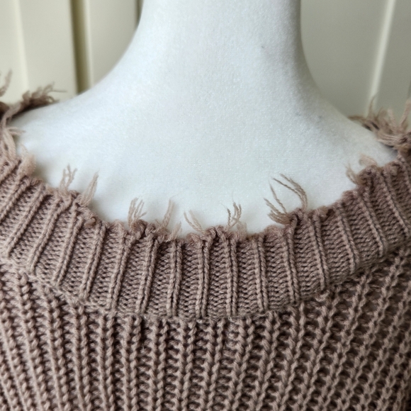 Pink Lily Distressed Frayed Sweater Taupe Long Sleeves Cute Soft Cozy Medium - Picture 6 of 16